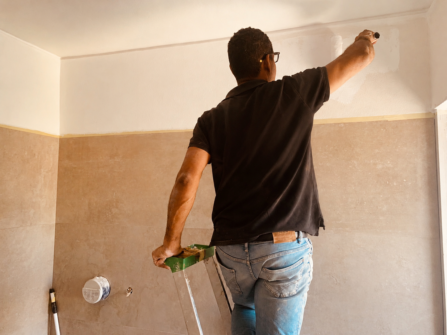 INTERIOR & EXTERIOR PAINTING