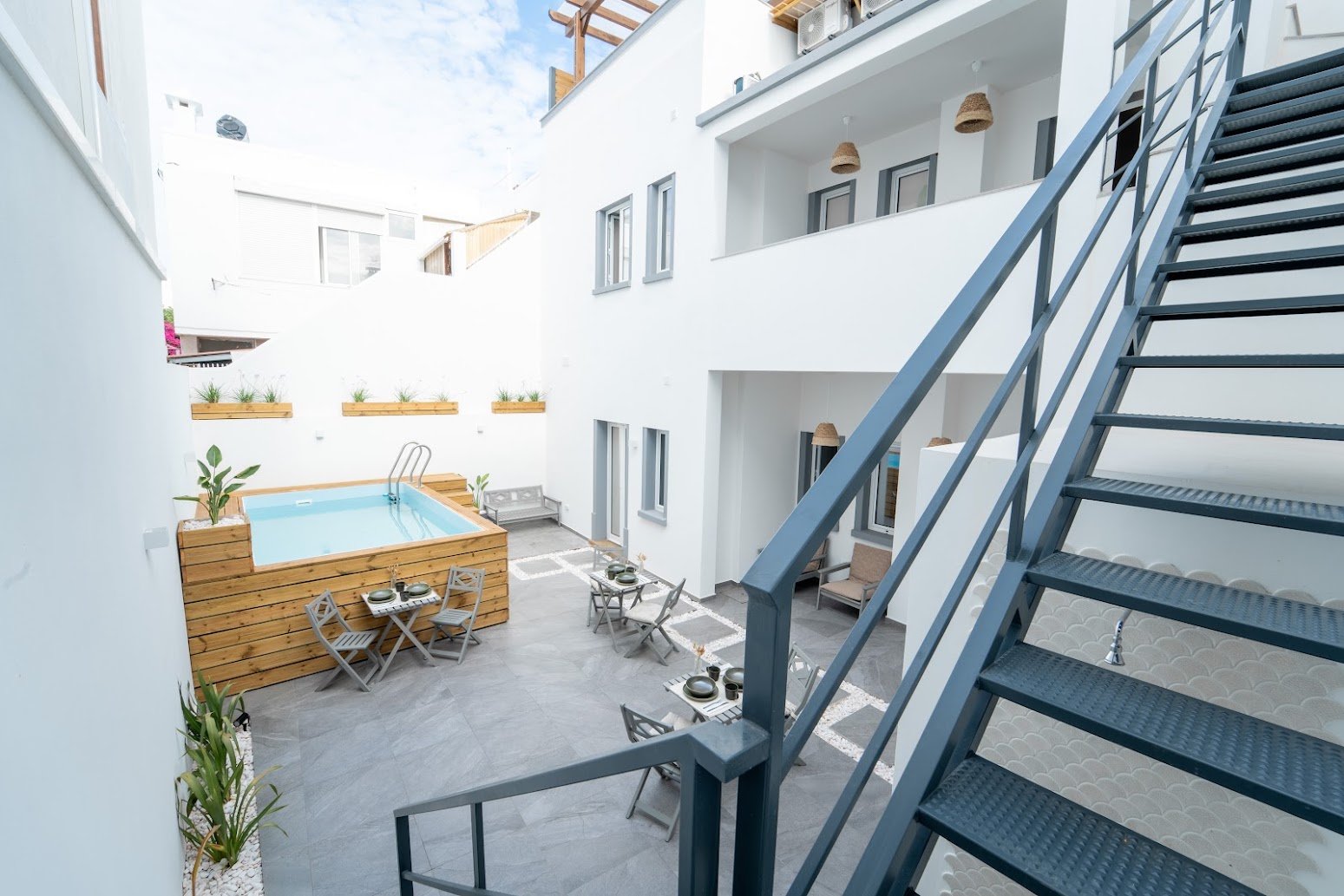 RENOVATION & SPACE REFRESH
